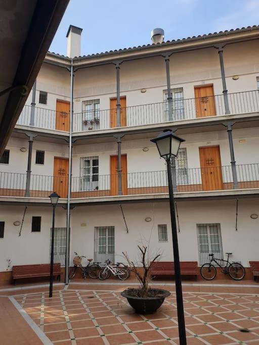 Apartamento Plaza De San Bernardo 4 Севилья Экстерьер фото