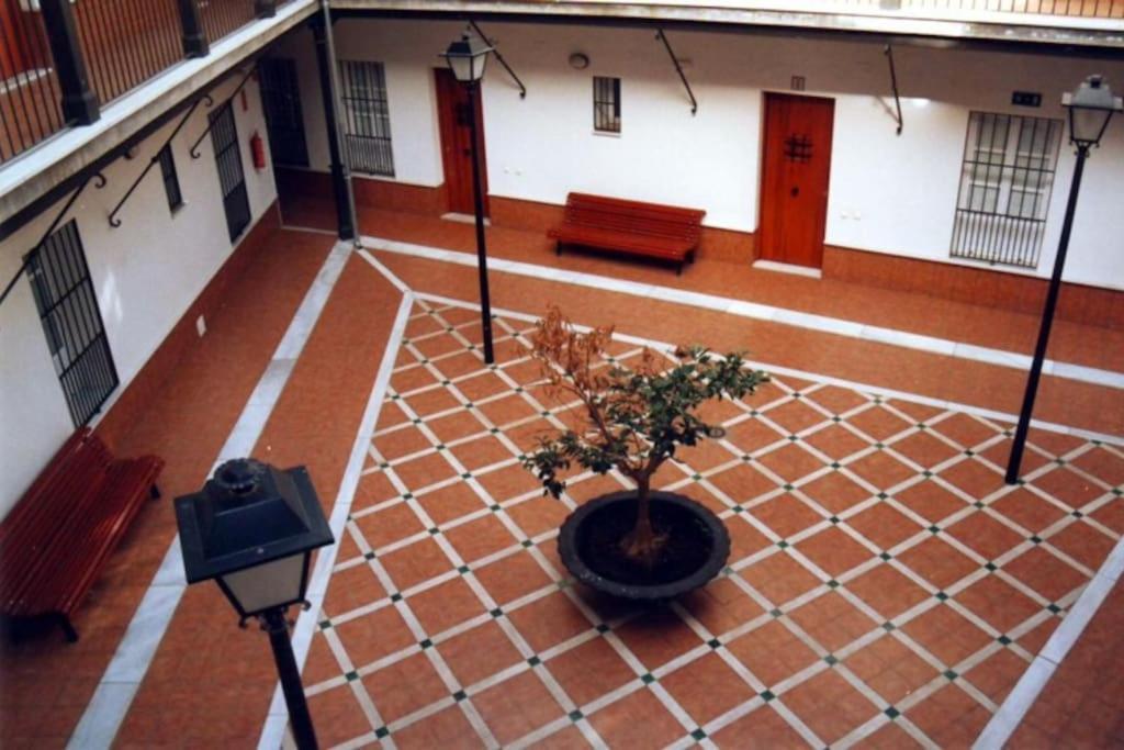 Apartamento Plaza De San Bernardo 4 Севилья Экстерьер фото